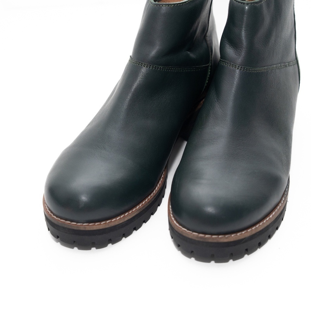 Softwalk‎ | New!  Elmhurst Leather Bootie. 11 Wide width - Picture 5 of 13